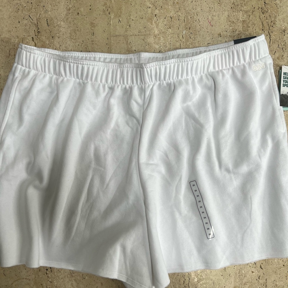 DSG Women's Shorts Boyfriend Oversized Fleece Shorts White 2XL Relaxed Fit 5" - Picture 2 of 6